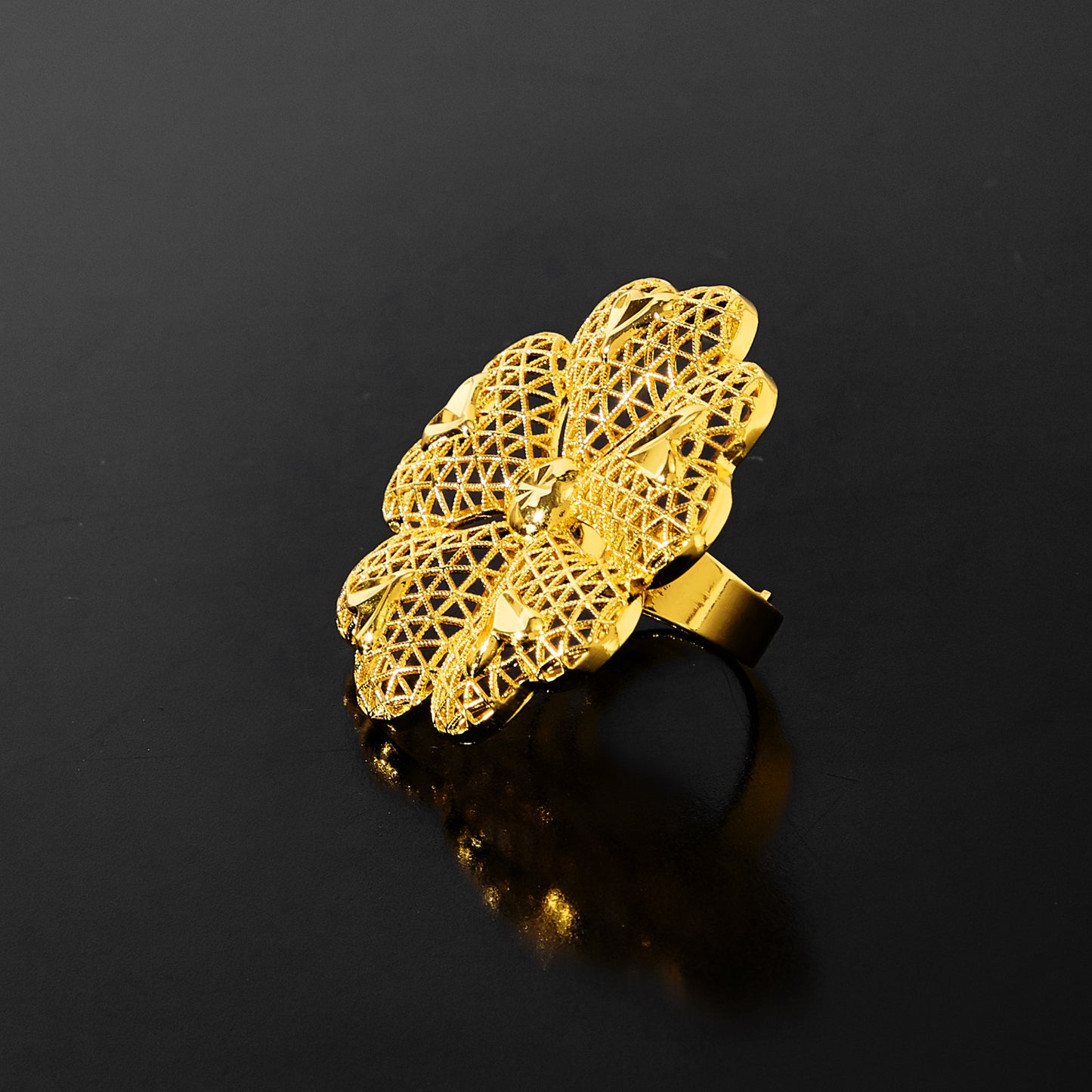 High Quality Copper Jewelry Women Fashion Luxury 18K Gold Plated Colored Wedding Trendy Ring